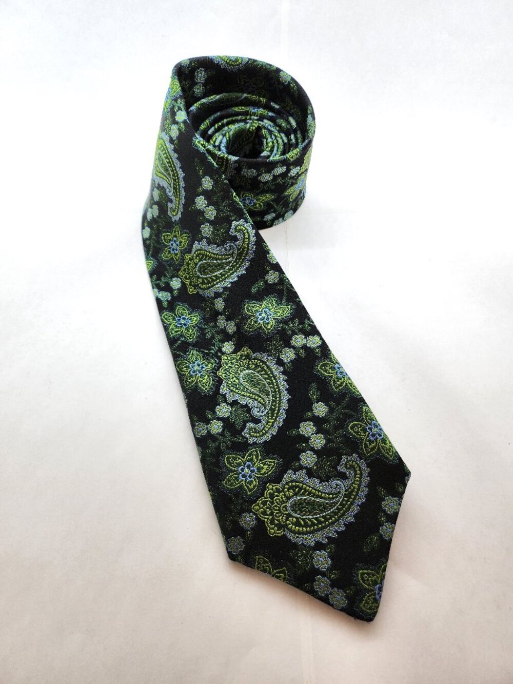 Vintage Mens Green Floral and Paisley Tie